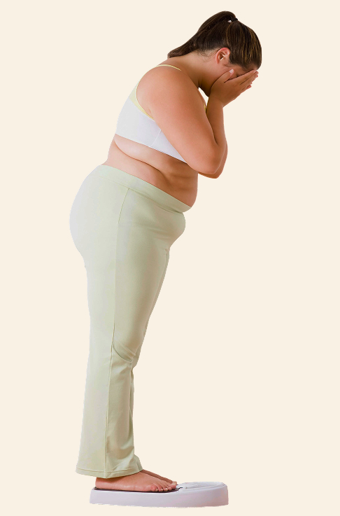 Fată grasă pe schiul cântaruluir